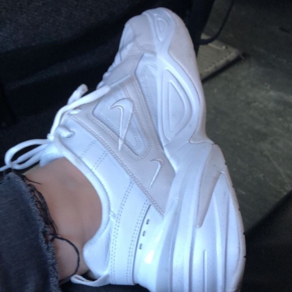 Nike Shoes - Nike sneakers
